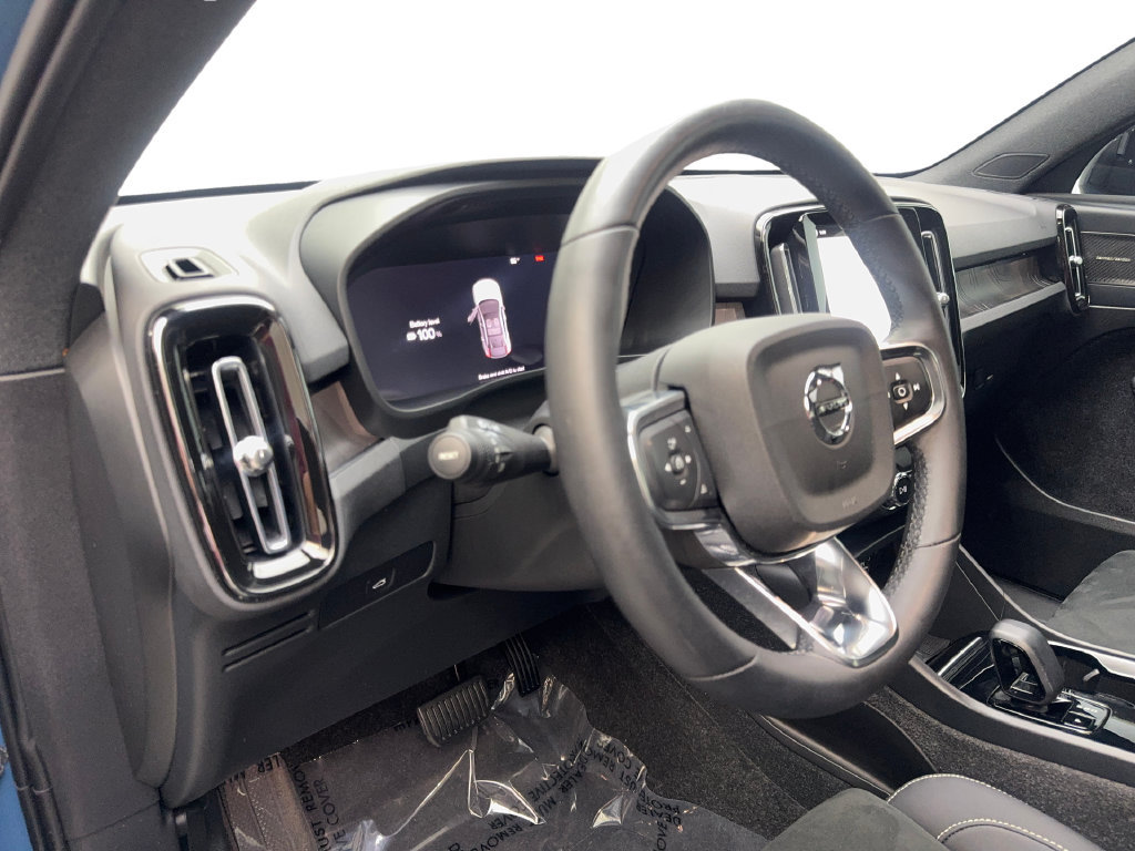 Used 2023 Volvo C40 P8 Recharge Ultimate AWD/4WD image 52