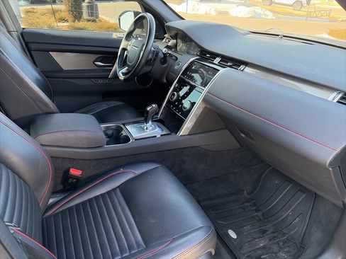 Used 2020 Land Rover Discovery Sport SE R-Dynamic image 14