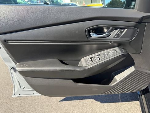 Used 2025 Honda Accord Sport image 12