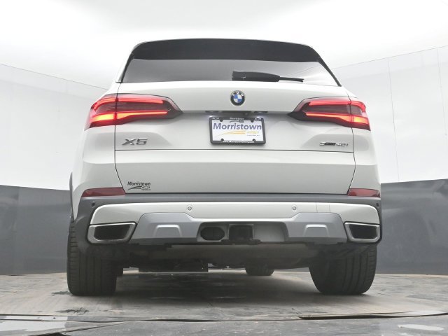 Used 2022 BMW X5 sDrive40i w/ Premium Package RWD image 50