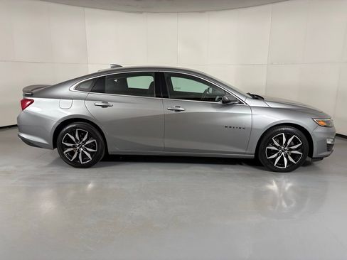 Used 2023 Chevrolet Malibu RS FWD image 11