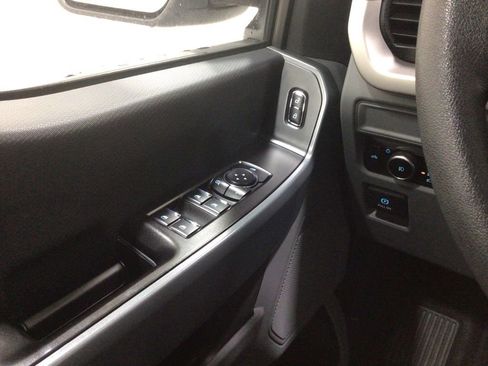 Used 2023 Ford F150 XLT AWD/4WD image 15