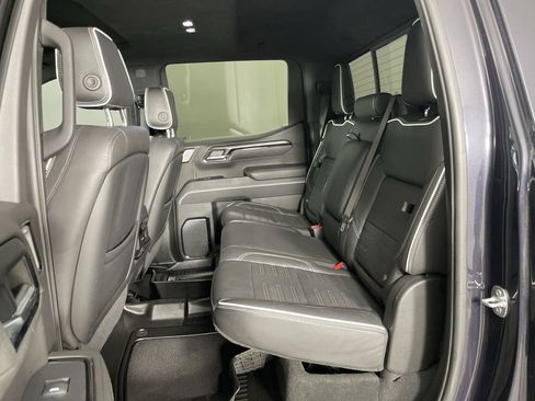 Used 2024 GMC Sierra 1500 AT4X image 25