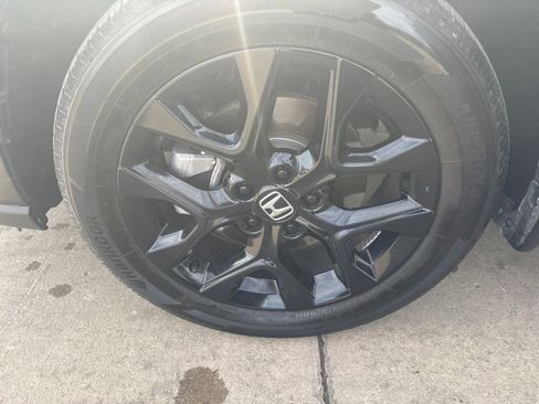 Certified 2024 Honda HR-V Sport image 29