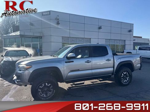 Used 2018 Toyota Tacoma TRD Off-Road image 1