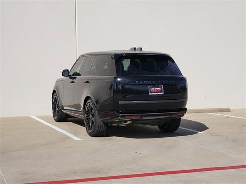 New 2026 Land Rover Range Rover SE image 3