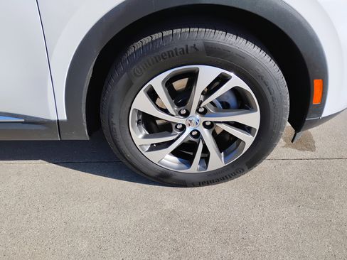 Used 2023 Buick Envision Essence image 27