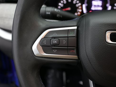 Used 2022 Jeep Compass Latitude AWD/4WD image 24