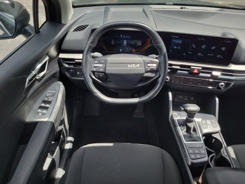 Used 2026 Kia Sportage LX FWD image 22