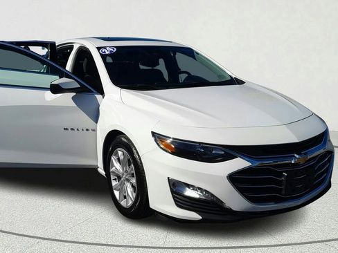 Used 2024 Chevrolet Malibu LT FWD image 8