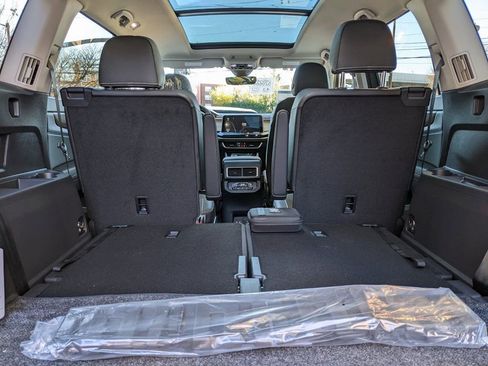 New 2026 Volkswagen Atlas SE image 27