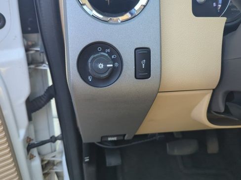 Used 2011 Ford F350 Lariat AWD/4WD image 11