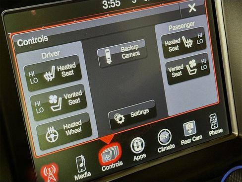 Used 2017 Jeep Grand Cherokee SRT image 19