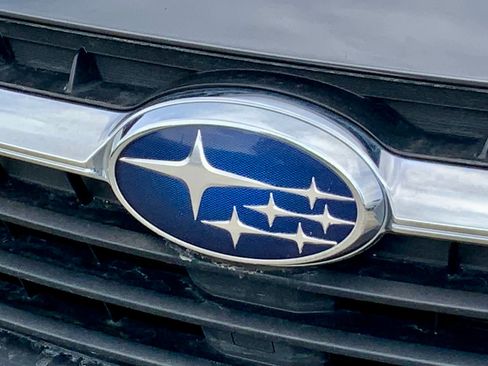 Used 2022 Subaru Legacy Premium image 16