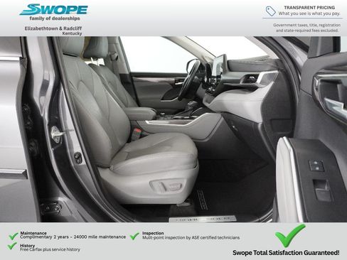 Used 2023 Toyota Highlander Limited AWD/4WD image 9