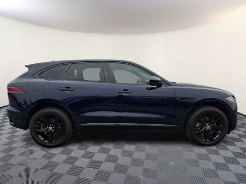 Used 2026 Jaguar F-PACE R-Dynamic S image 7