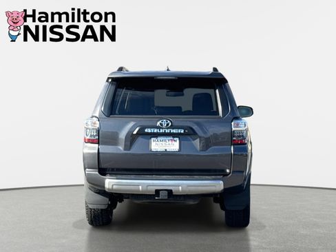 Used 2019 Toyota 4Runner TRD Off-Road Premium image 3