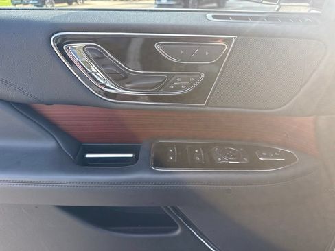 Used 2022 Lincoln Navigator L Reserve AWD/4WD image 12