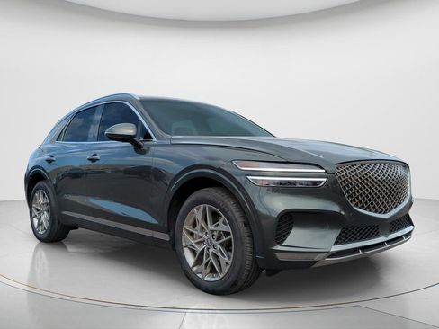 Used 2025 Genesis GV70 2.5T w/ Advanced Package AWD/4WD image 3