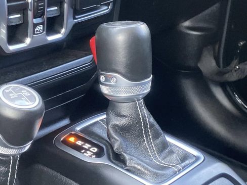 Used 2023 Jeep Wrangler Unlimited Sahara w/ Cold Weather Group image 31