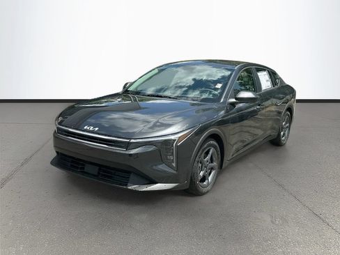 New 2026 Kia K4 FWD image 3