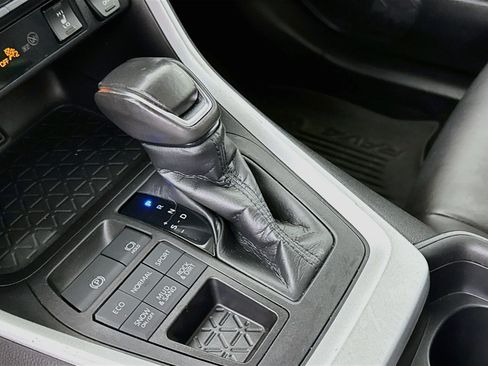 Certified 2021 Toyota RAV4 XLE Premium AWD/4WD image 16