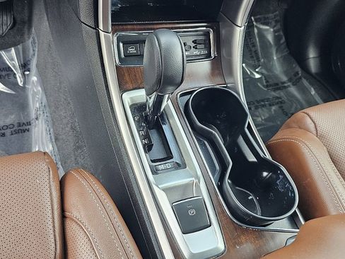 Used 2022 Subaru Ascent Touring image 35