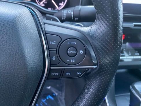 Certified 2021 Toyota Avalon XSE image 21