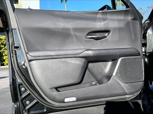 New 2026 Lexus UX 300h FWD image 16