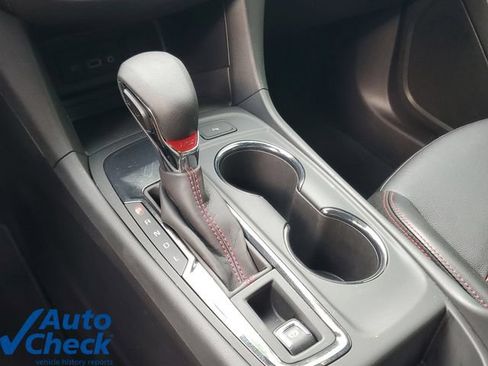 Used 2024 Chevrolet Equinox RS w/ RS Leather Package FWD image 28