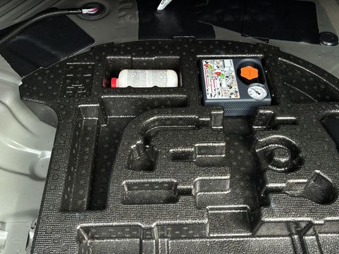 Used 2026 Nissan Sentra SR w/ Floor Mat Package FWD image 41