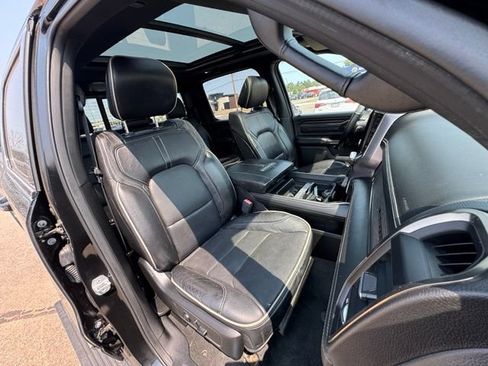 Used 2019 RAM 1500 Limited AWD/4WD image 11