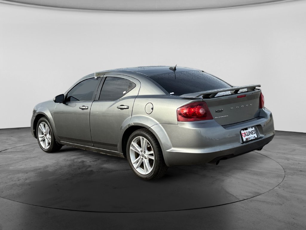 Used 2012 Dodge Avenger SXT Plus FWD image 7