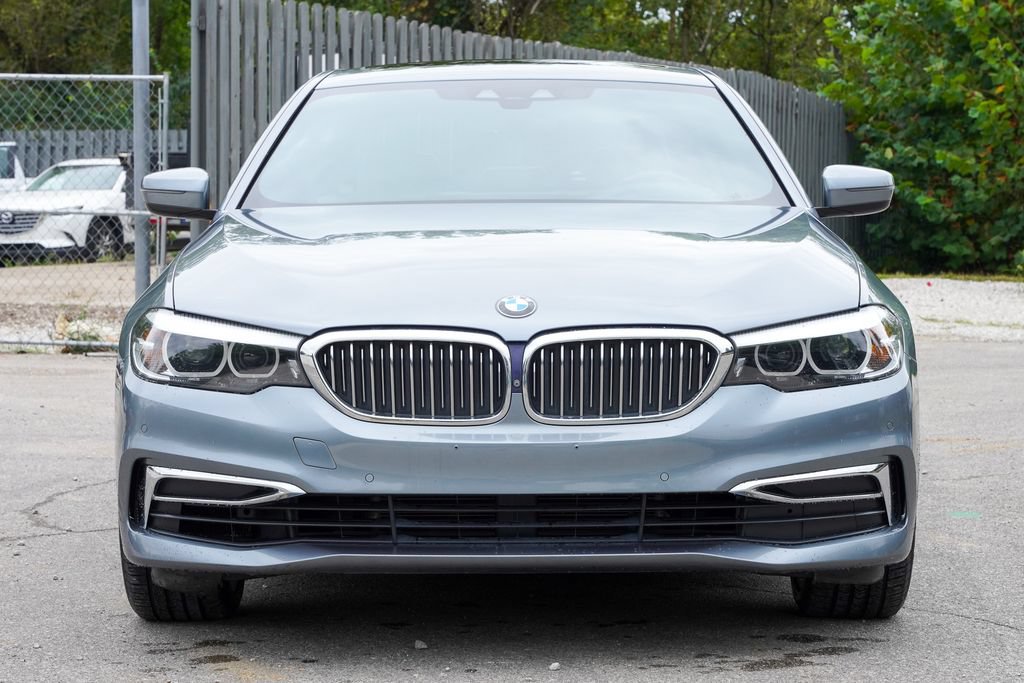 Used 2019 BMW 530e RWD image 11