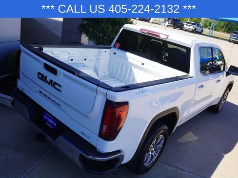 Used 2025 GMC Sierra 1500 SLT AWD/4WD image 19