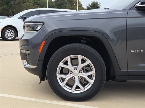 Used 2022 Jeep Grand Cherokee L Limited image 5