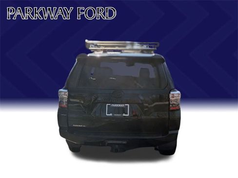 Used 2021 Toyota 4Runner Venture image 6