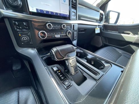 Used 2022 Ford F150 Lariat image 38