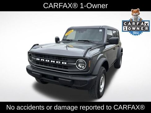 Used 2025 Ford Bronco 4-Door AWD/4WD image 2