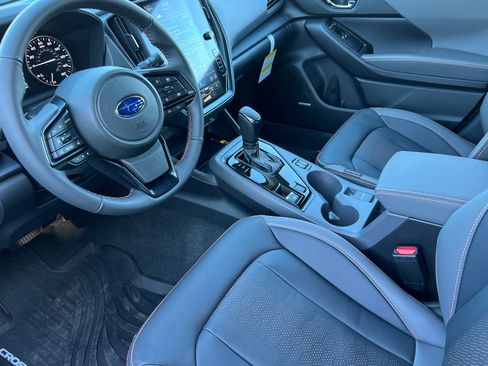 New 2025 Subaru Crosstrek 2.5i Limited w/ Popular Package #3A image 10