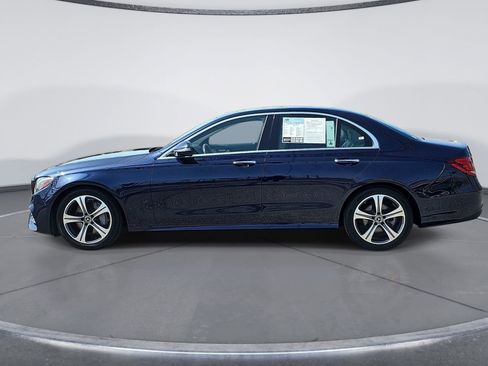 Used 2020 Mercedes-Benz E 350 Sedan image 6