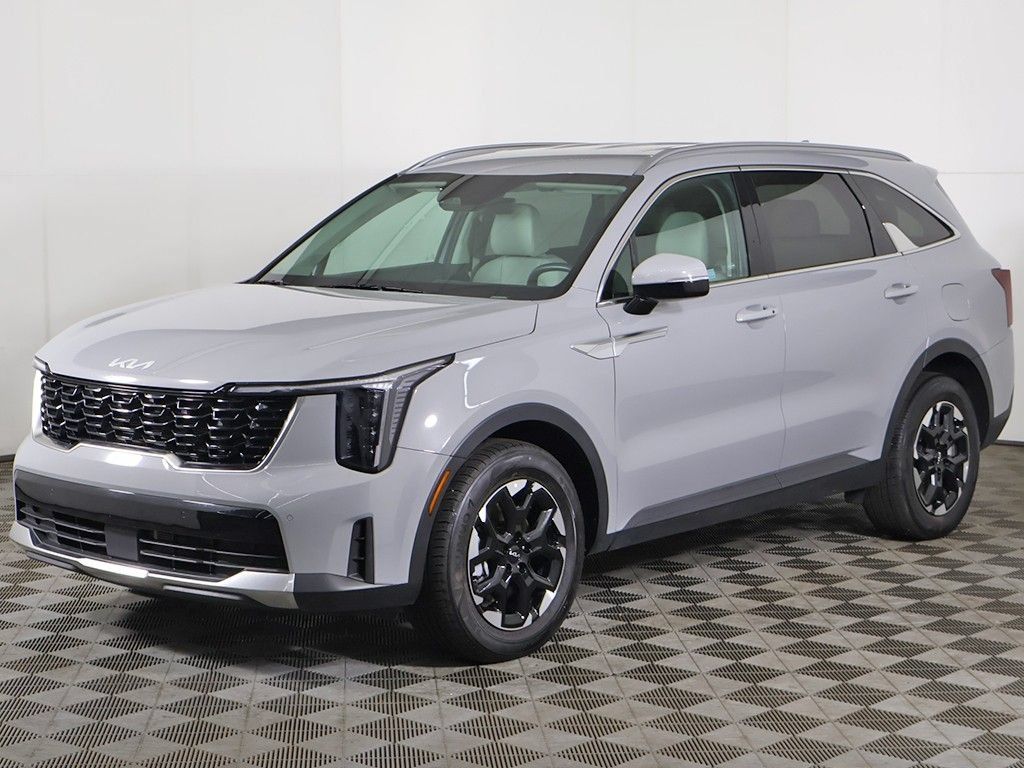 Certified 2026 Kia Sorento S FWD image 8