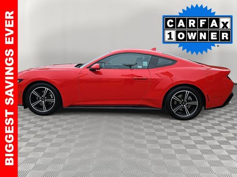 Used 2024 Ford Mustang Coupe image 6