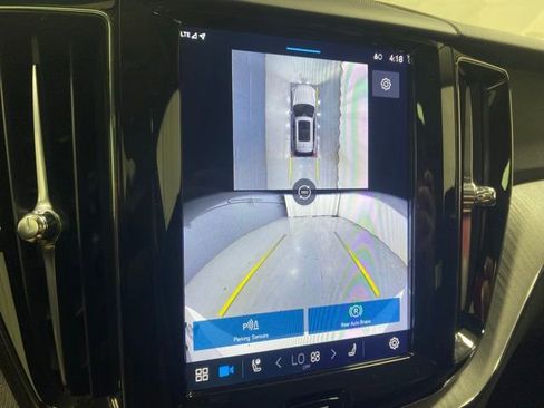 Certified 2025 Volvo XC60 B5 Plus AWD/4WD image 22