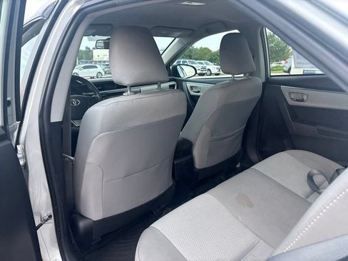 Used 2016 Toyota Corolla LE FWD image 32