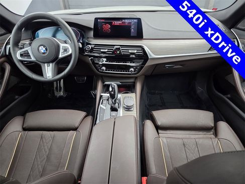 Used 2020 BMW 540i xDrive 540i xDrive w/ Executive Package image 25