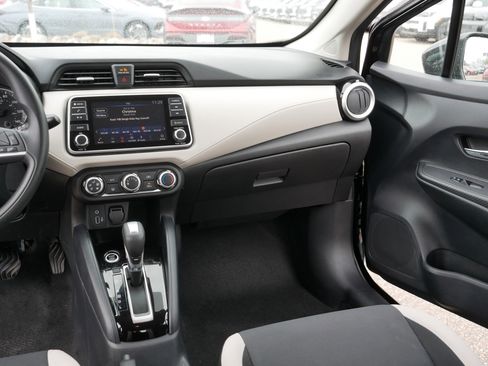 Used 2021 Nissan Versa SV image 22