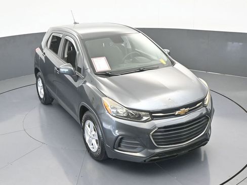 Used 2019 Chevrolet Trax LS w/ Tint and Cruise Package image 51