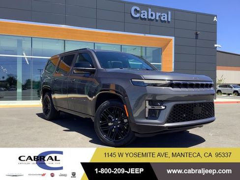 New 2026 Jeep Grand Wagoneer Limited AWD/4WD image 1