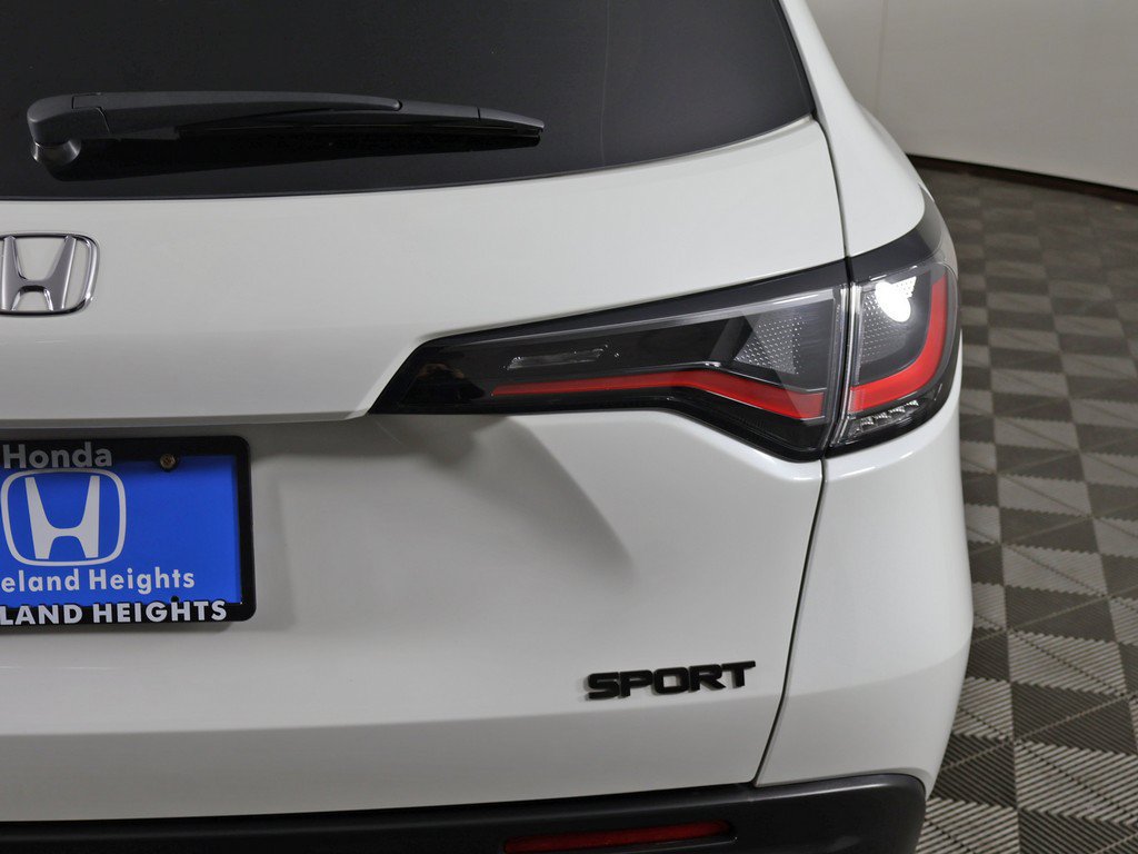 Used 2024 Honda HR-V Sport image 15